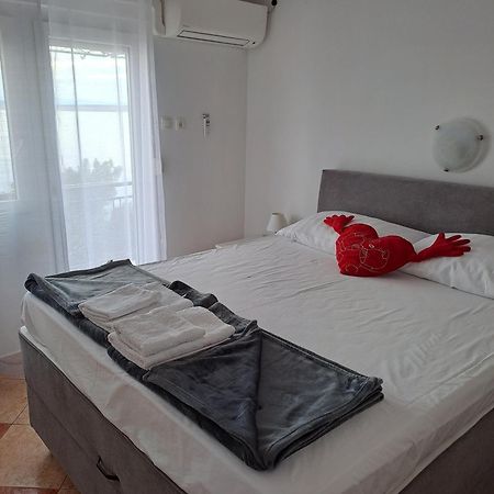 Apartments By The Sea Dramalj, Crikvenica - 2376 Buitenkant foto