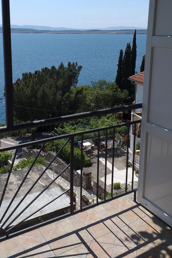Apartments By The Sea Dramalj, Crikvenica - 2376 Buitenkant foto