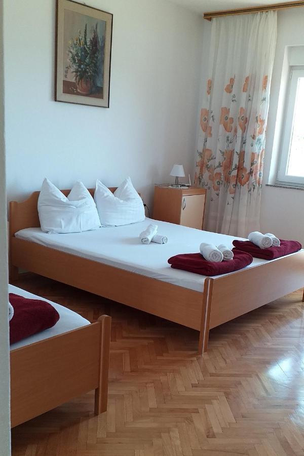 Apartments By The Sea Dramalj, Crikvenica - 2376 Buitenkant foto