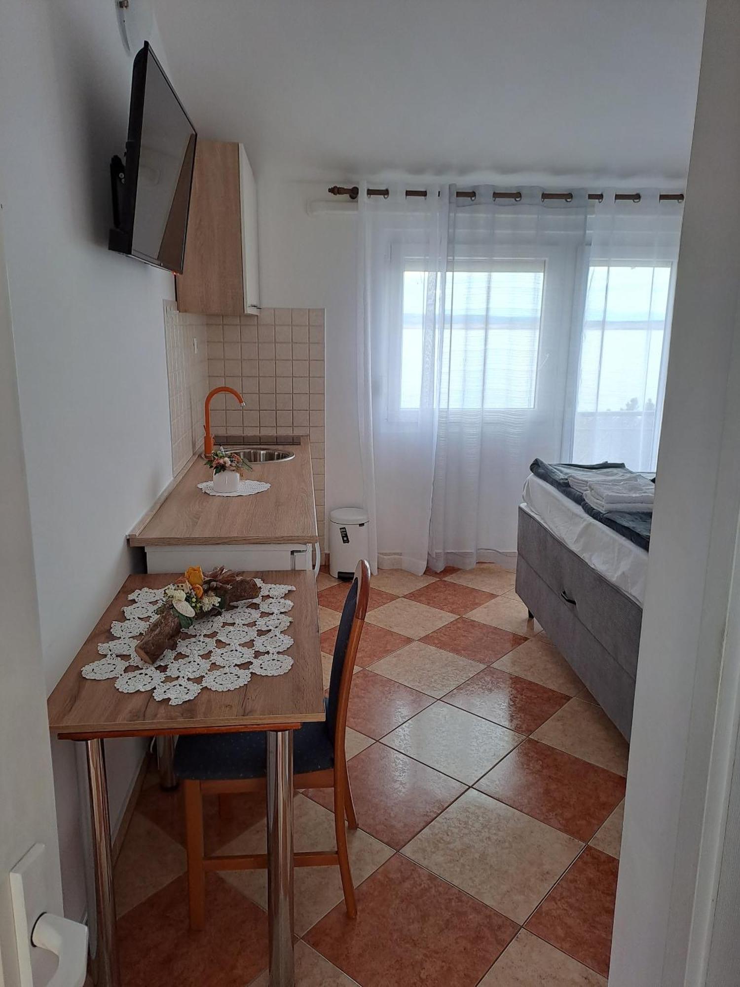 Apartments By The Sea Dramalj, Crikvenica - 2376 Buitenkant foto